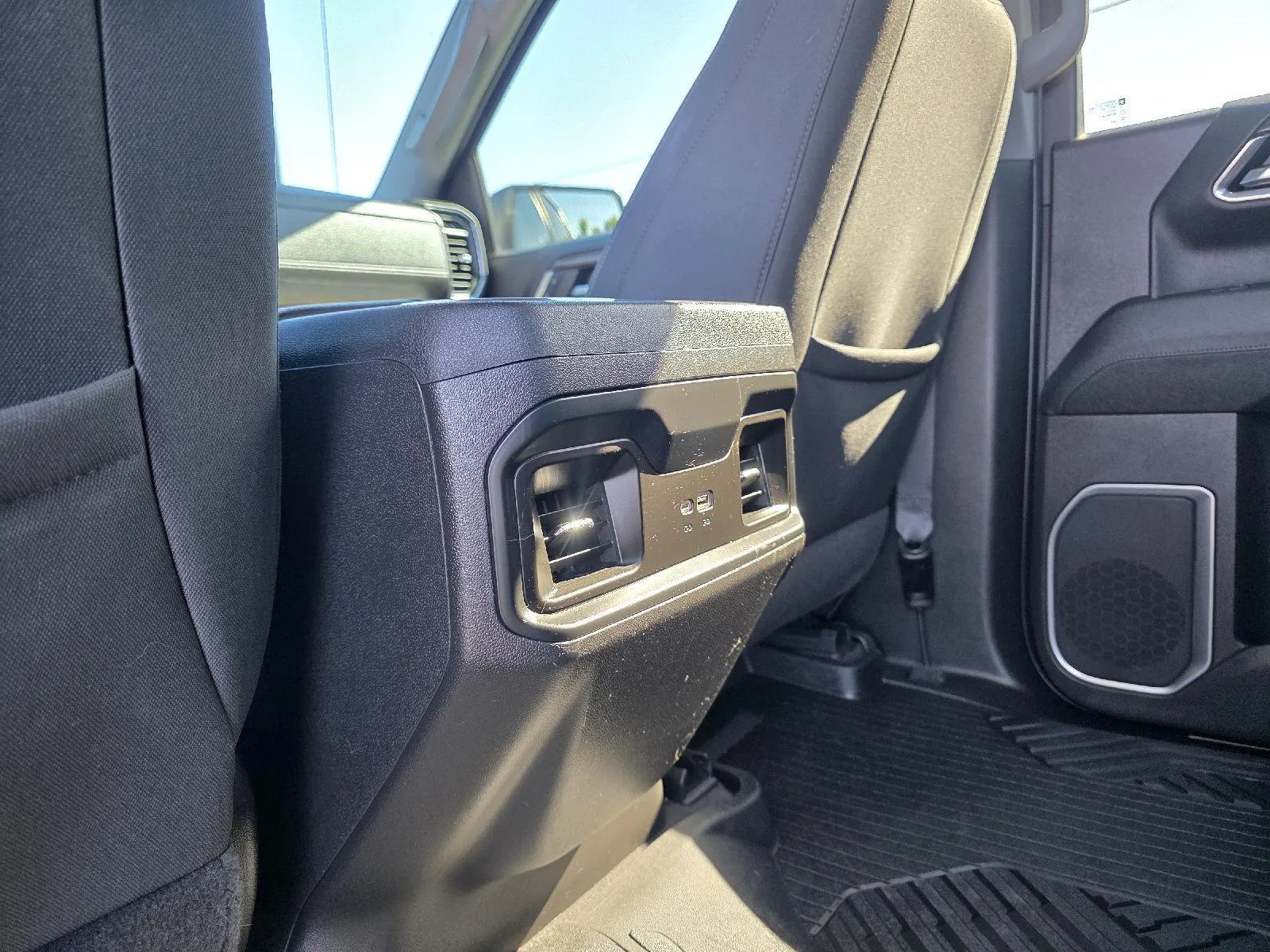 2023 Chevrolet Silverado 1500 LT Trail Boss - Photo 11