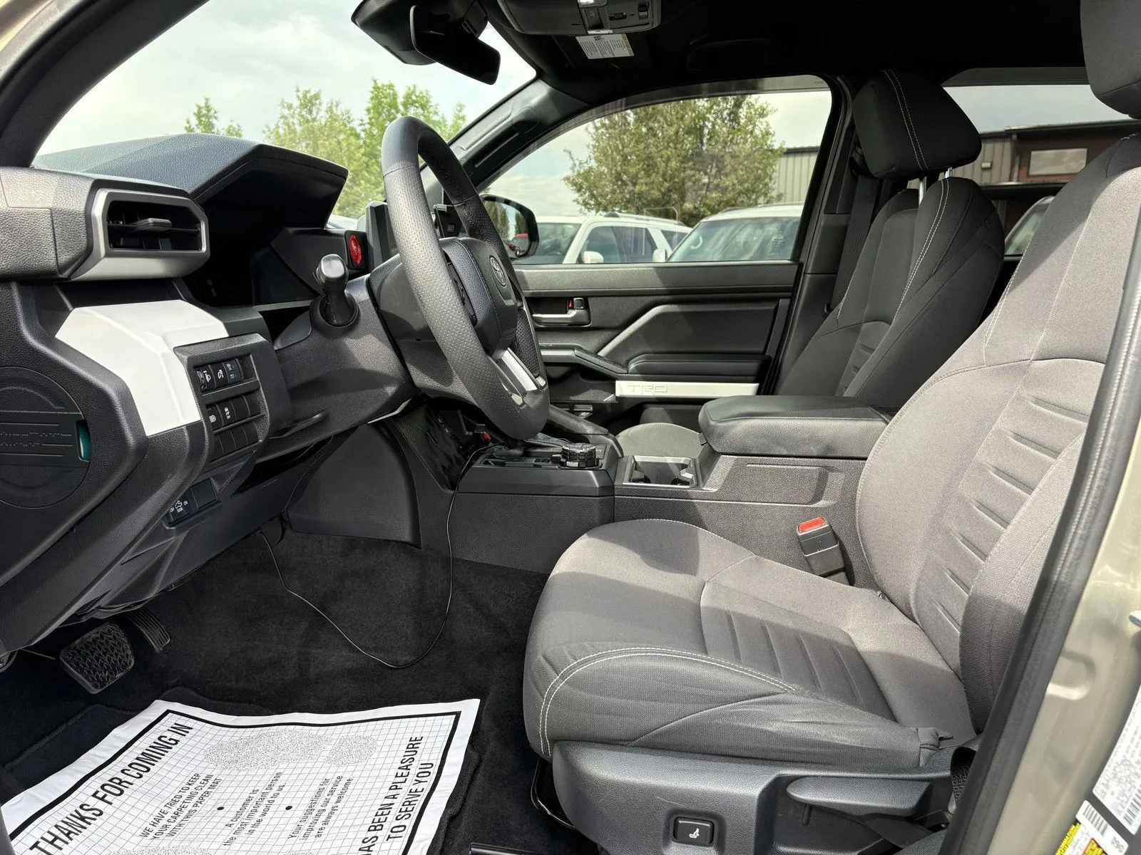 Toyota Tacoma photo 19