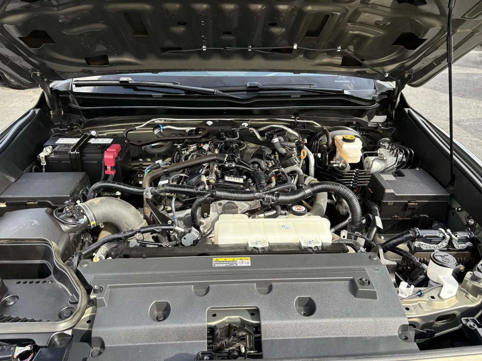 Toyota Tacoma photo 23