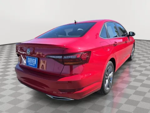 More photos of 2019 Volkswagen Jetta R-Line at Driven, ID