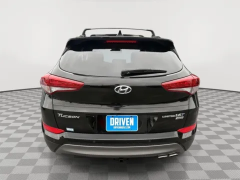 More photos of 2016 Hyundai Tucson Limited at Driven, ID