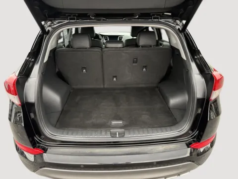 More photos of 2016 Hyundai Tucson Limited at Driven, ID