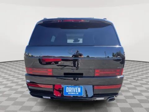 More photos of 2024 Hyundai Santa Fe Calligraphy at Driven, ID