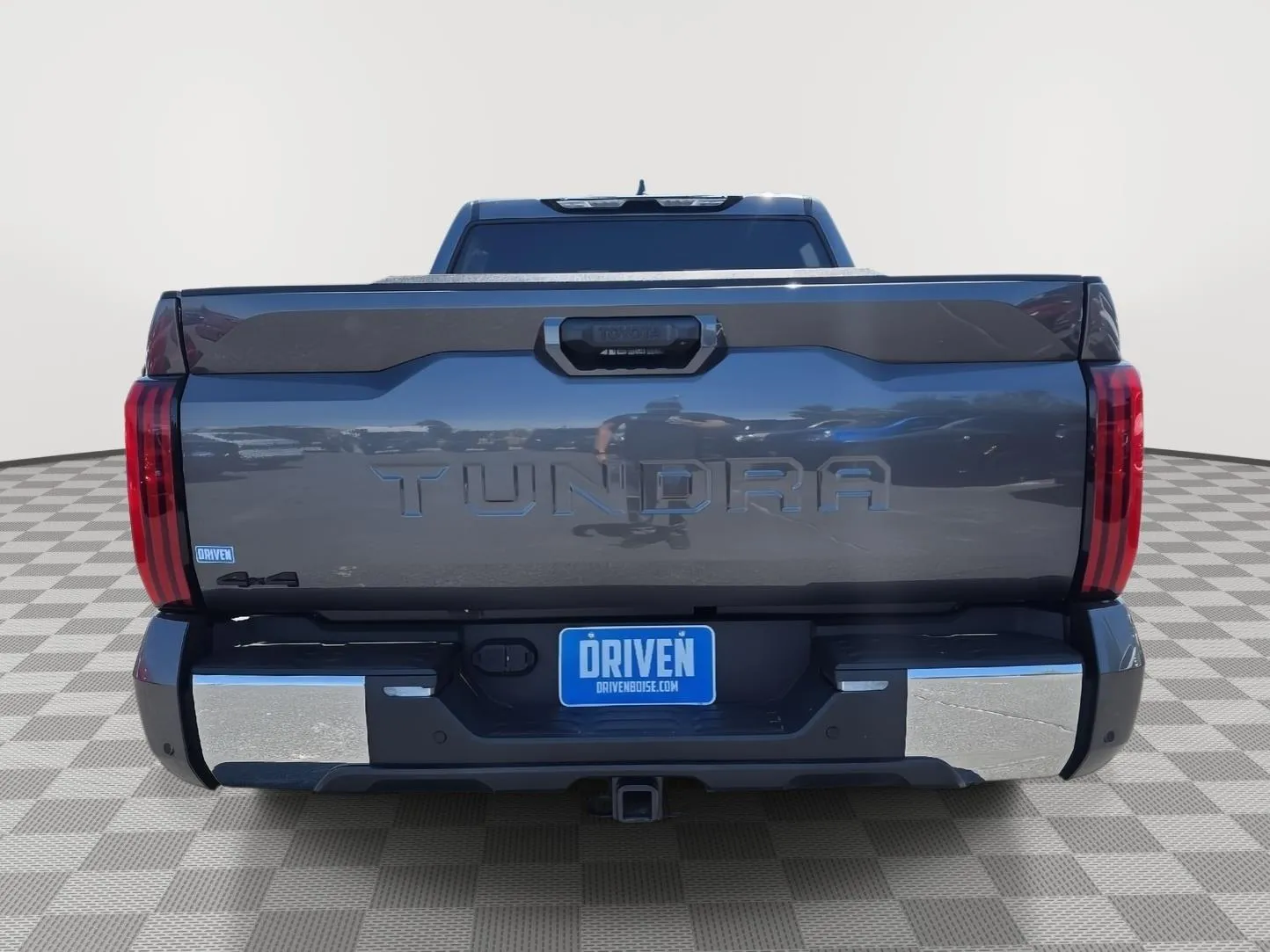 Toyota Tundra photo 5