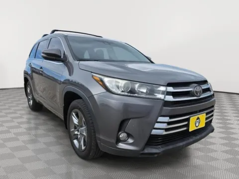 Another view of 2017 Toyota Highlander Limited Platinum for sale in Boise, ID at Driven