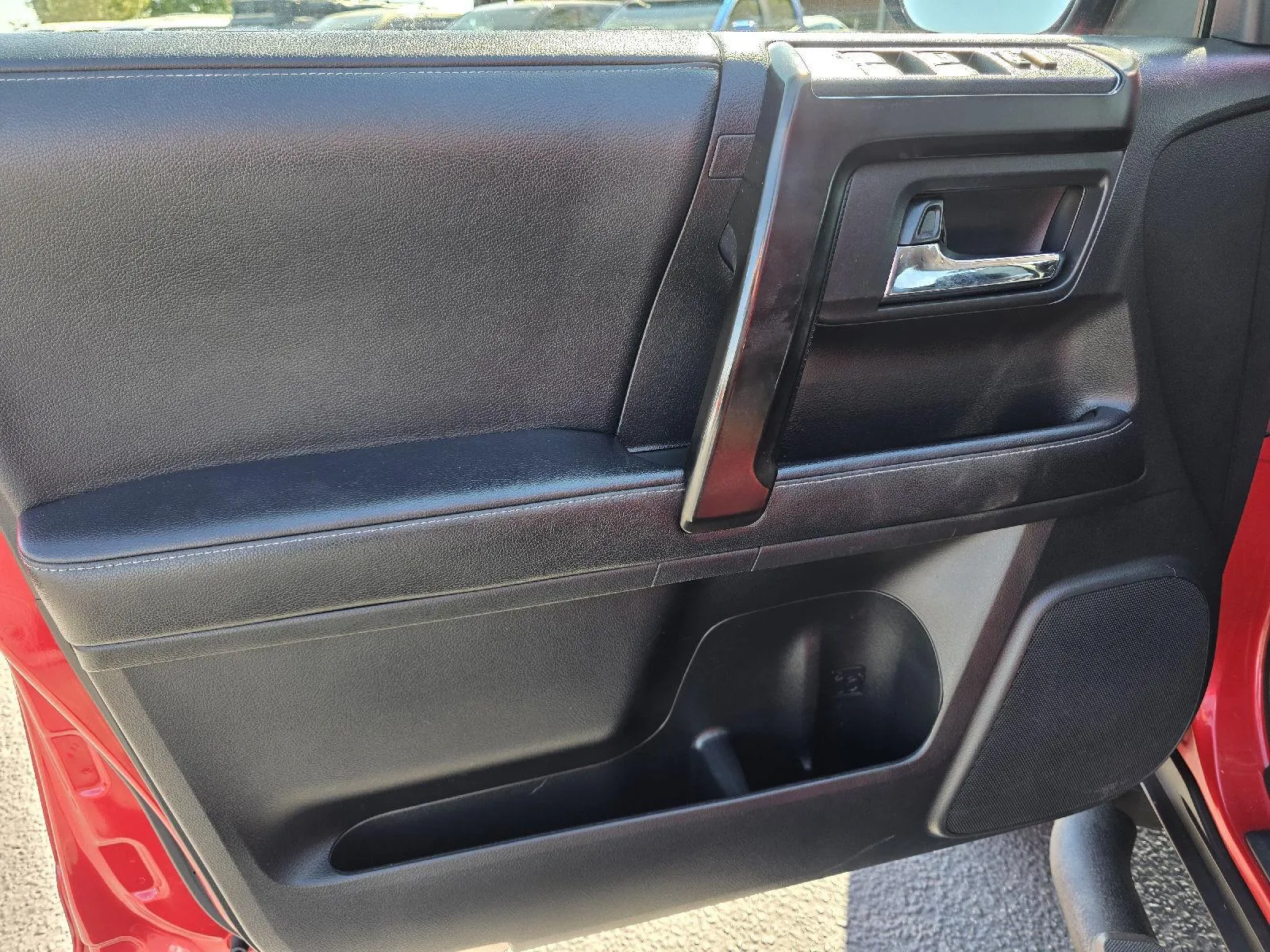 Toyota 4Runner photo 9