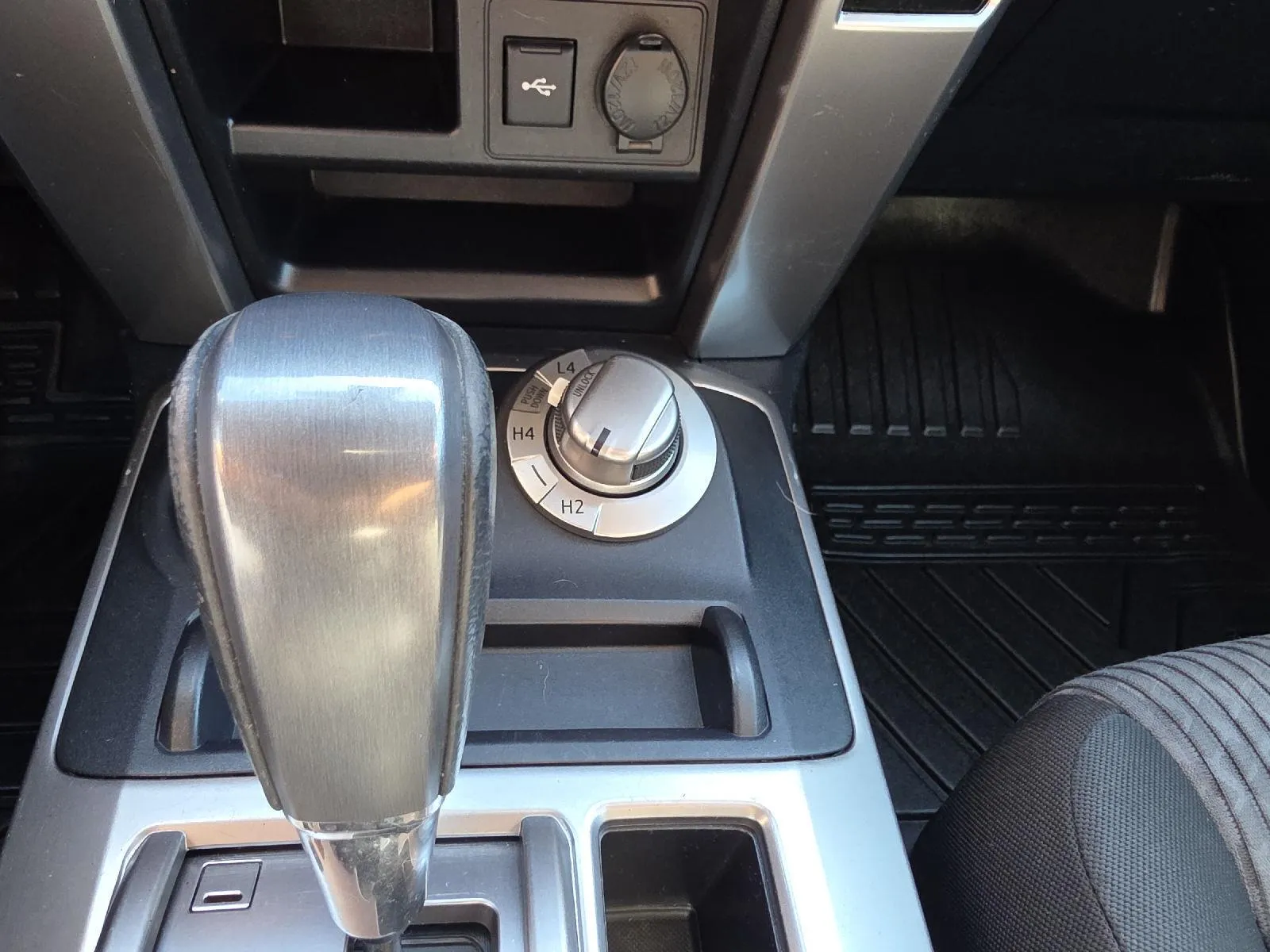 Toyota 4Runner photo 17
