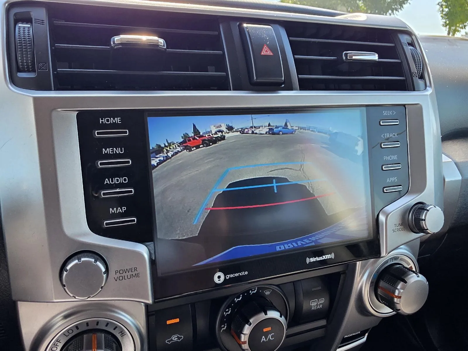 Toyota 4Runner photo 18