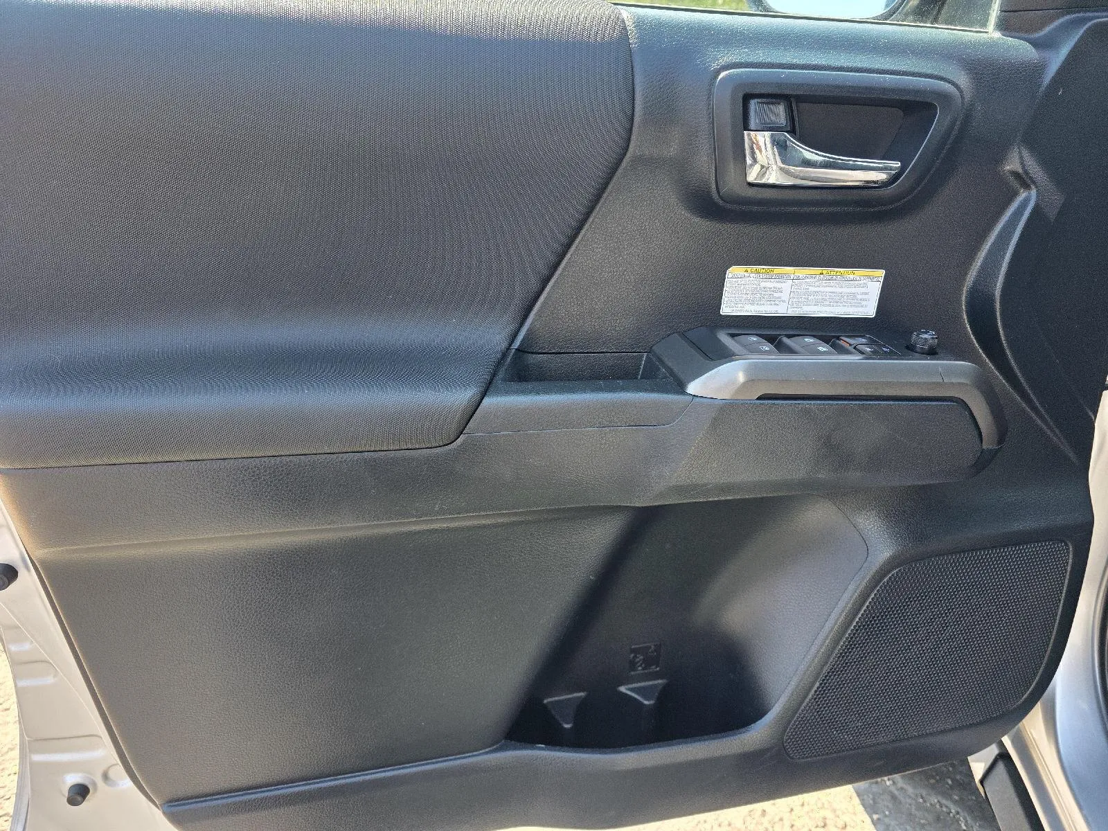 Toyota Tacoma photo 9