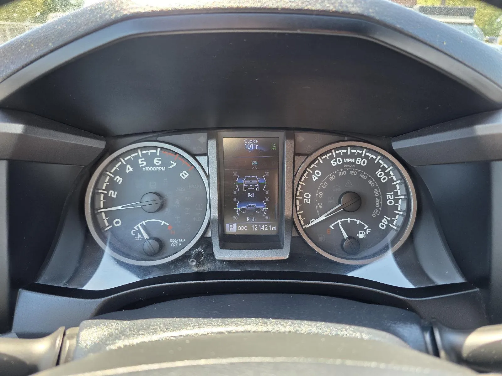 Toyota Tacoma photo 11