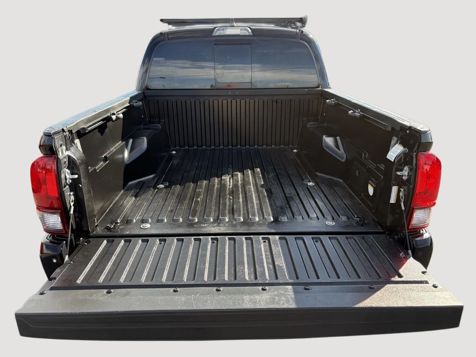 Toyota Tacoma photo 6