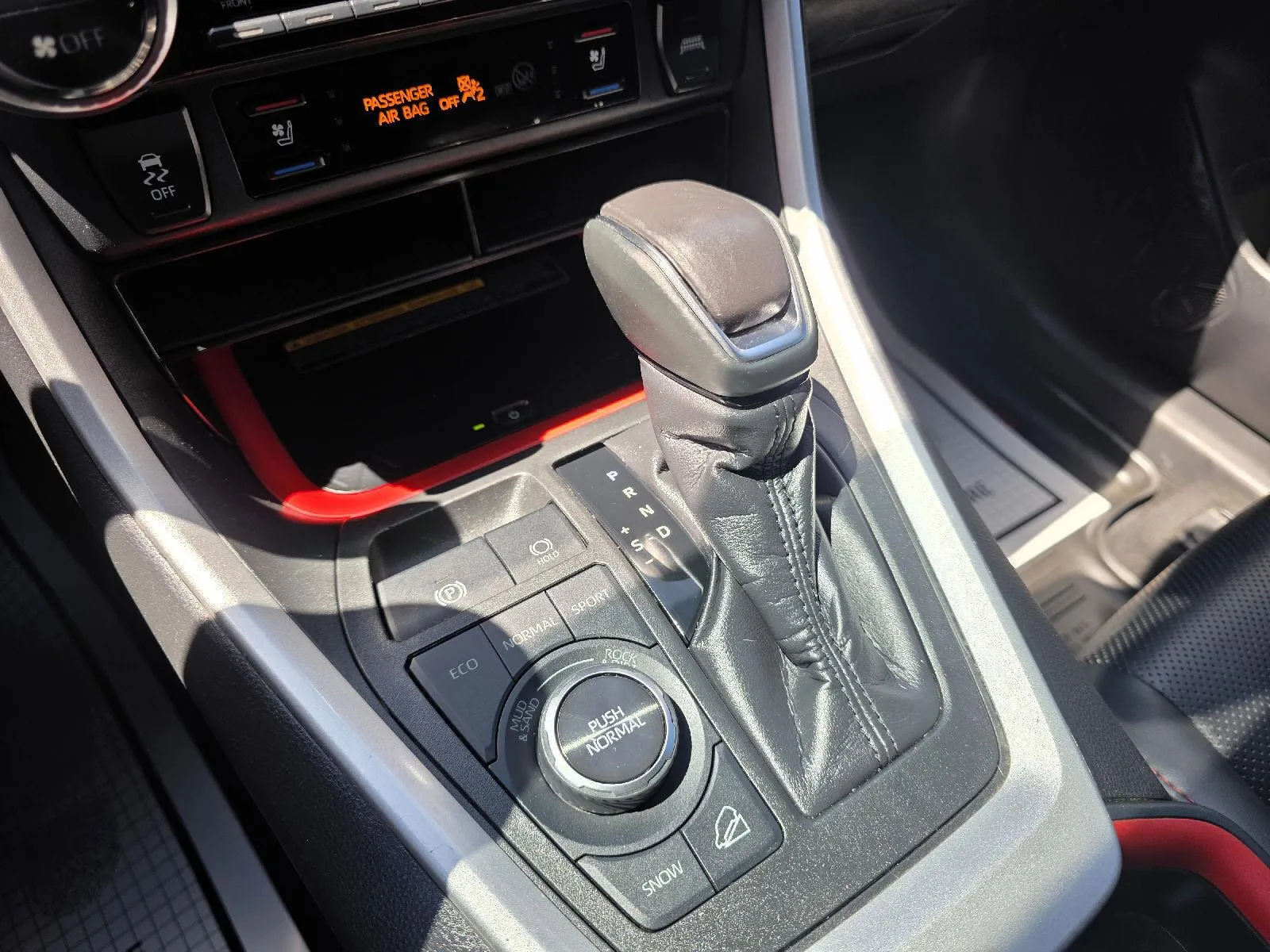 Toyota RAV4 photo 16