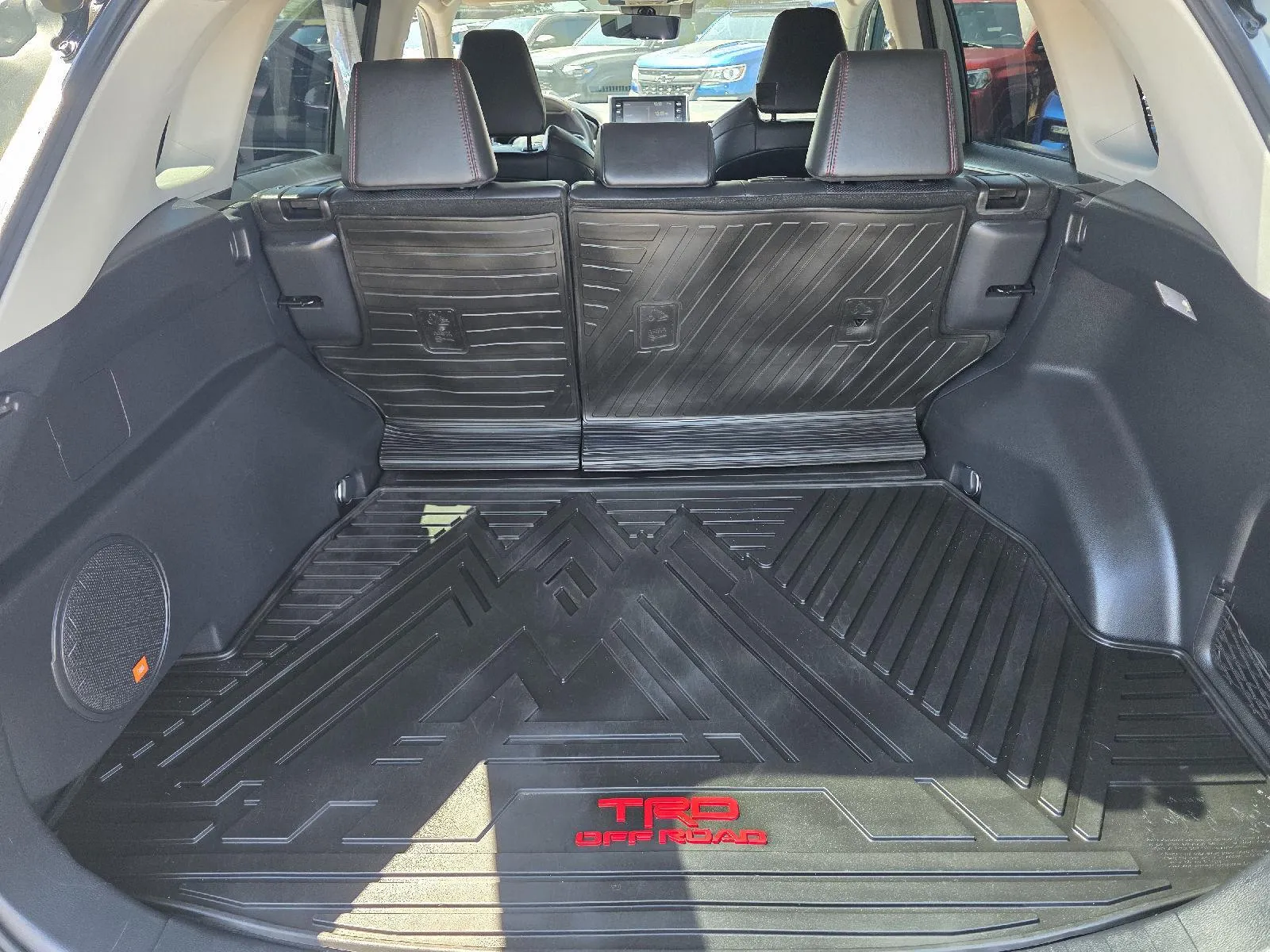 Toyota RAV4 photo 24