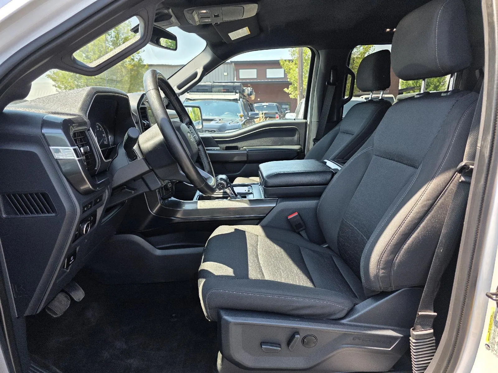 Ford F-150 photo 7