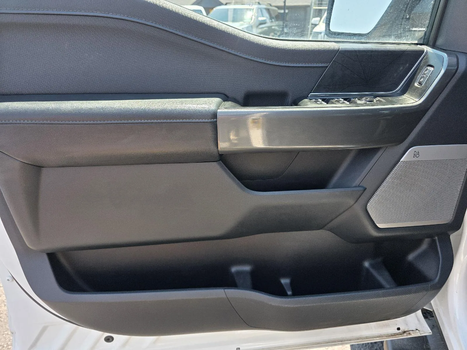 Ford F-150 photo 9
