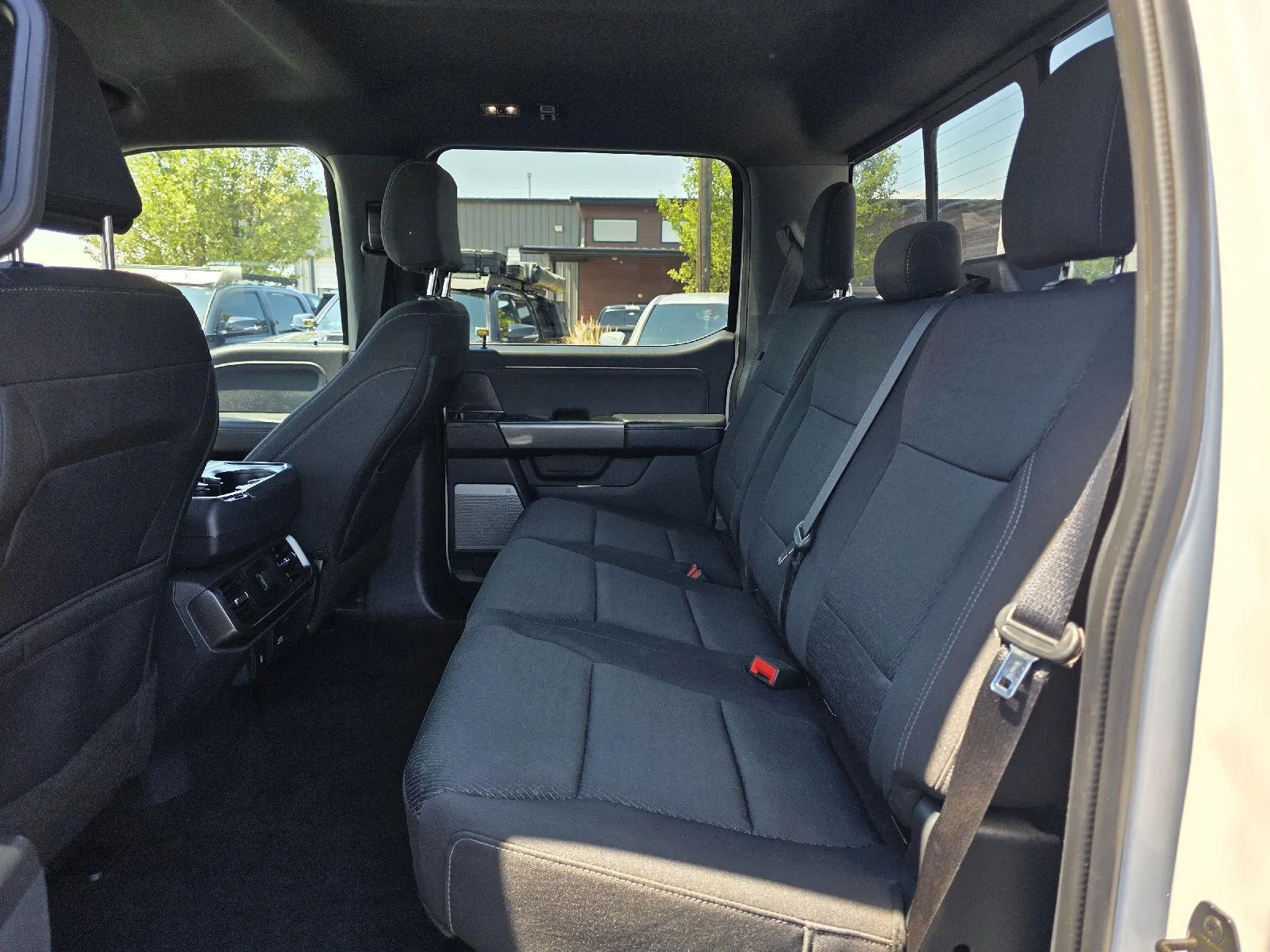 Ford F-150 photo 10