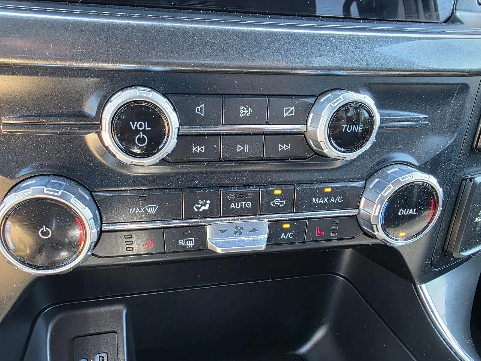 Ford F-150 photo 17