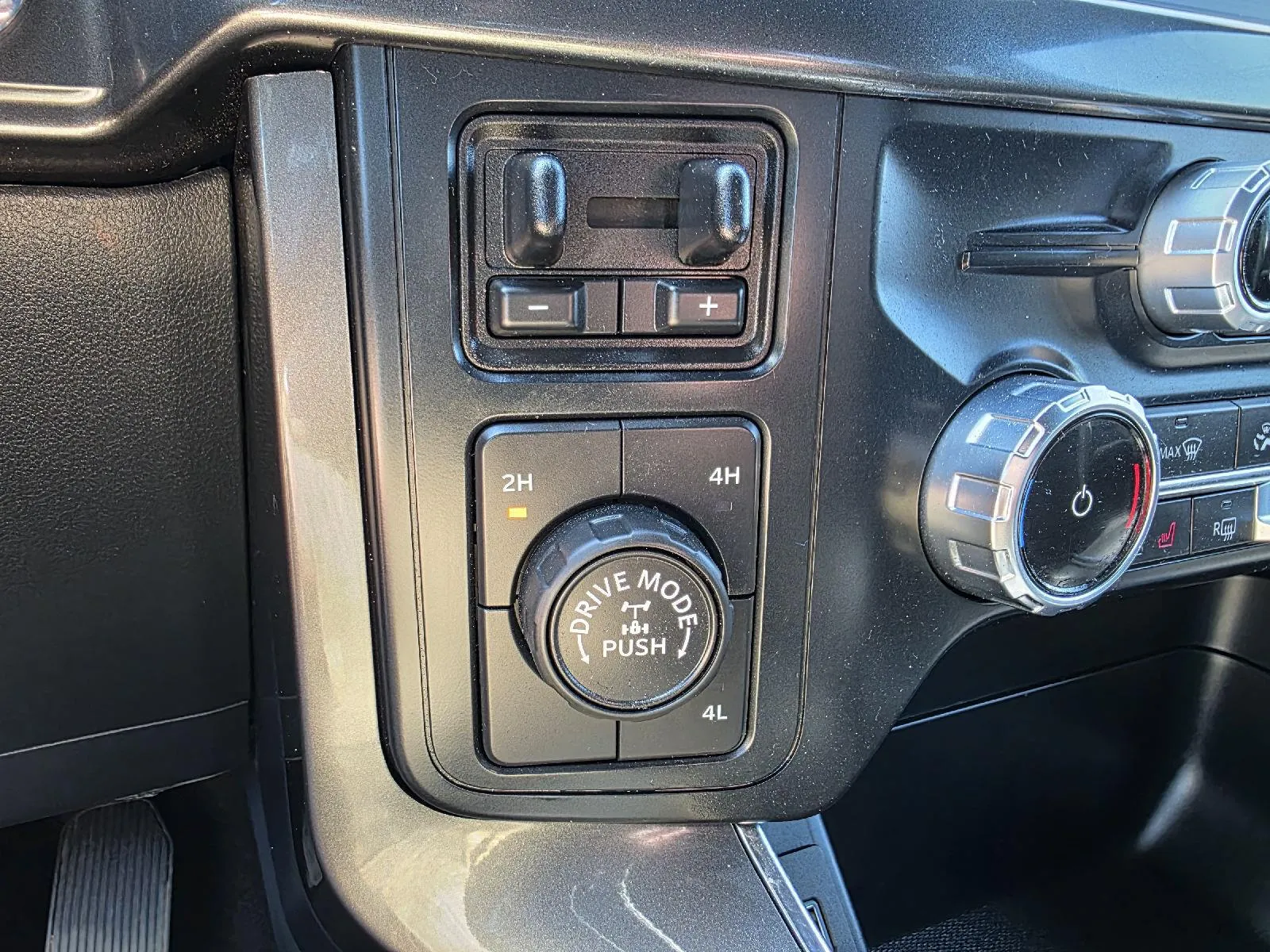 Ford F-150 photo 18
