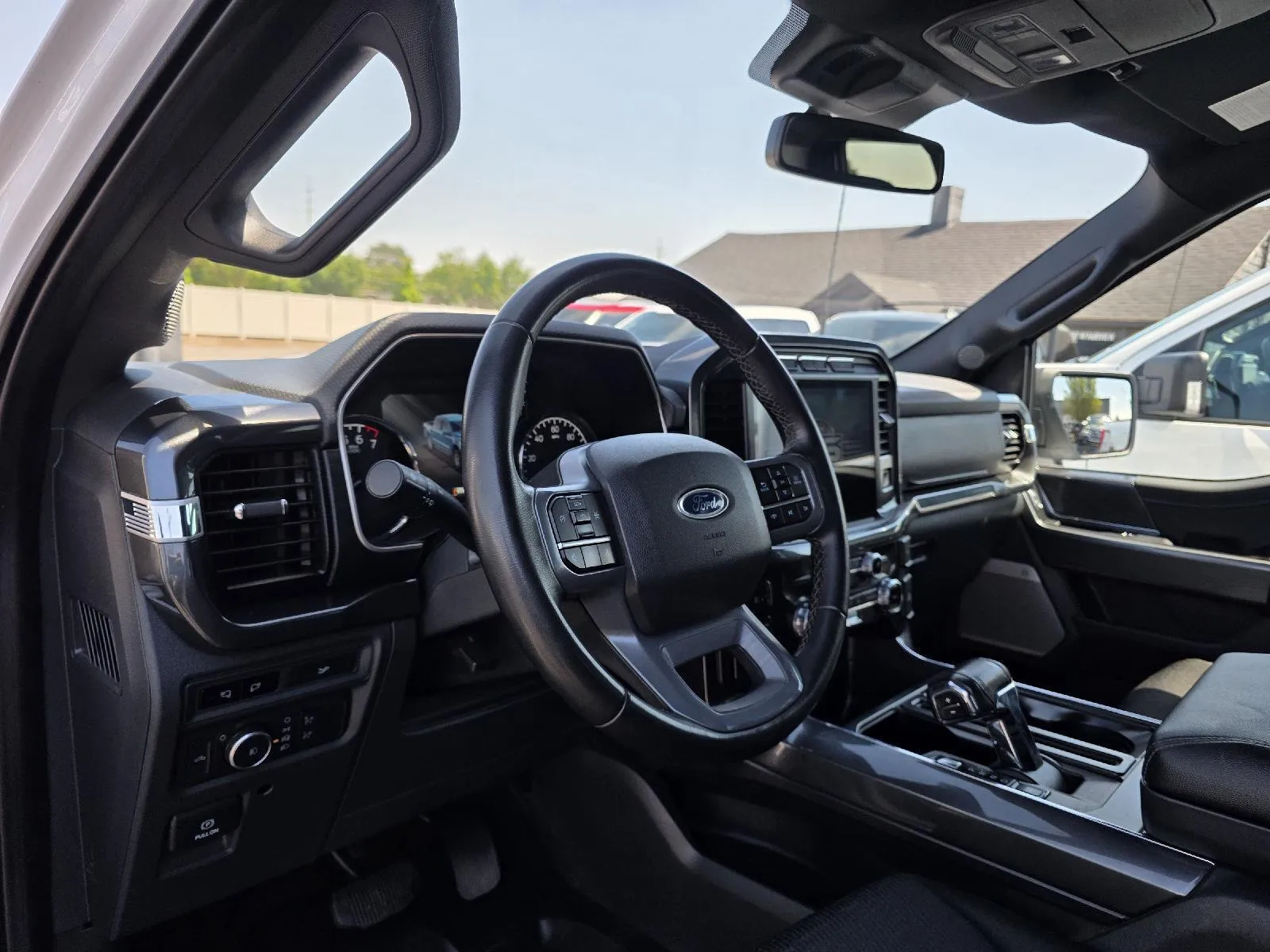 Ford F-150 photo 8