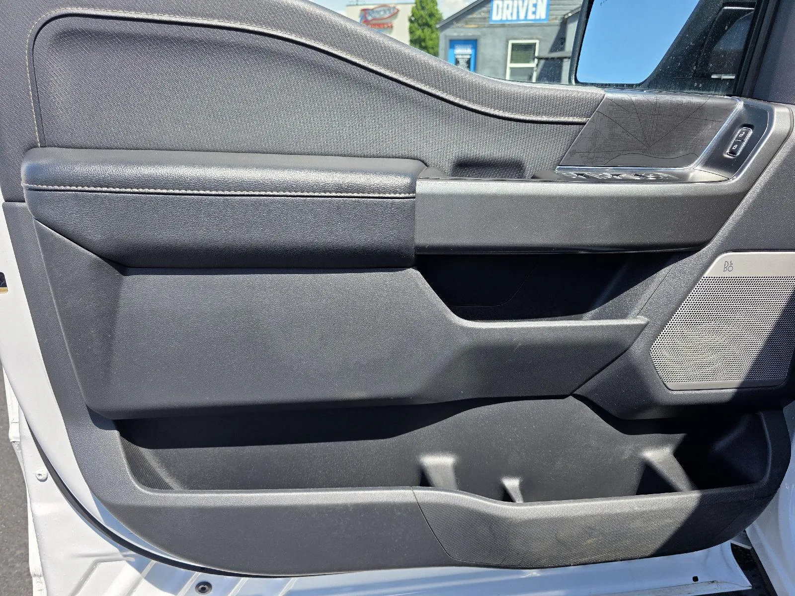 Ford F-150 photo 9