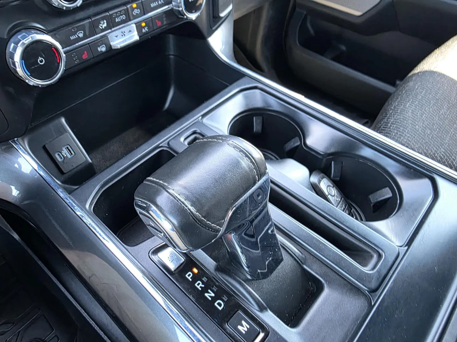 Ford F-150 photo 18