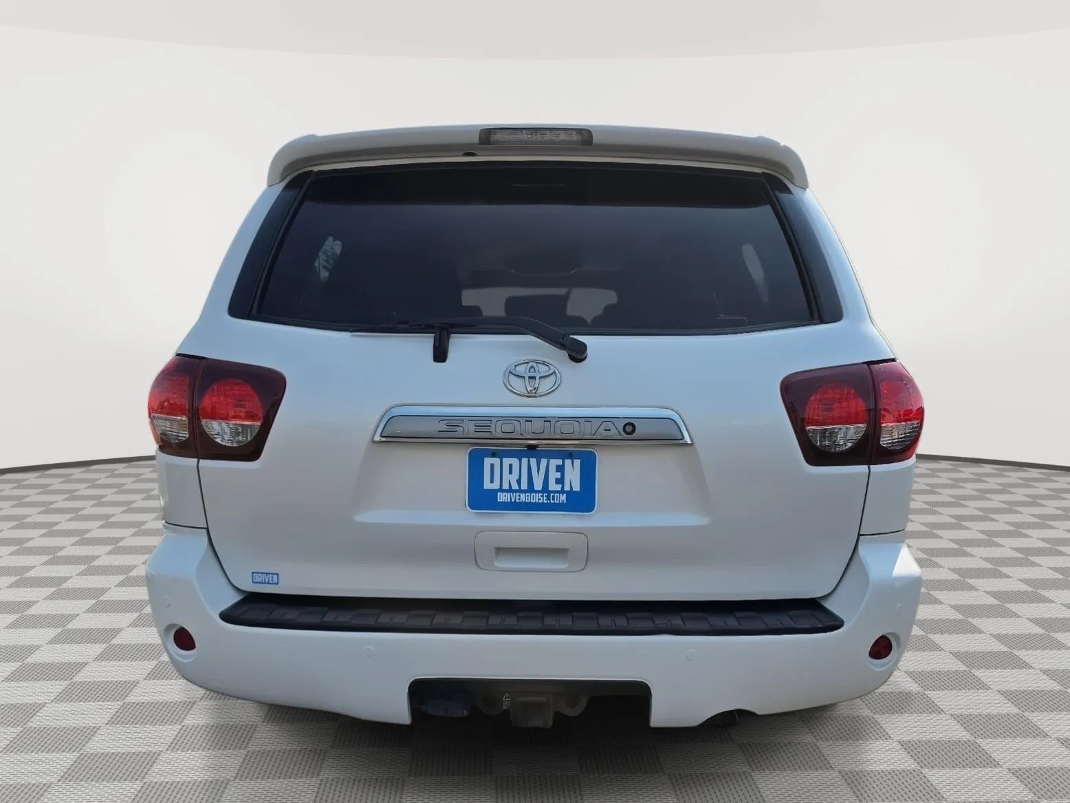 Toyota Sequoia photo 5