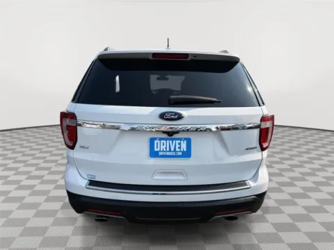 More photos of 2018 Ford Explorer XLT at Driven, ID