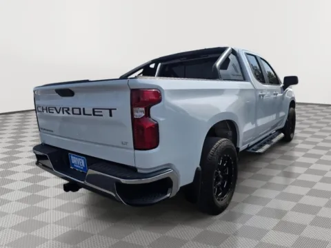 More photos of 2019 Chevrolet Silverado 1500 LT at Driven, ID