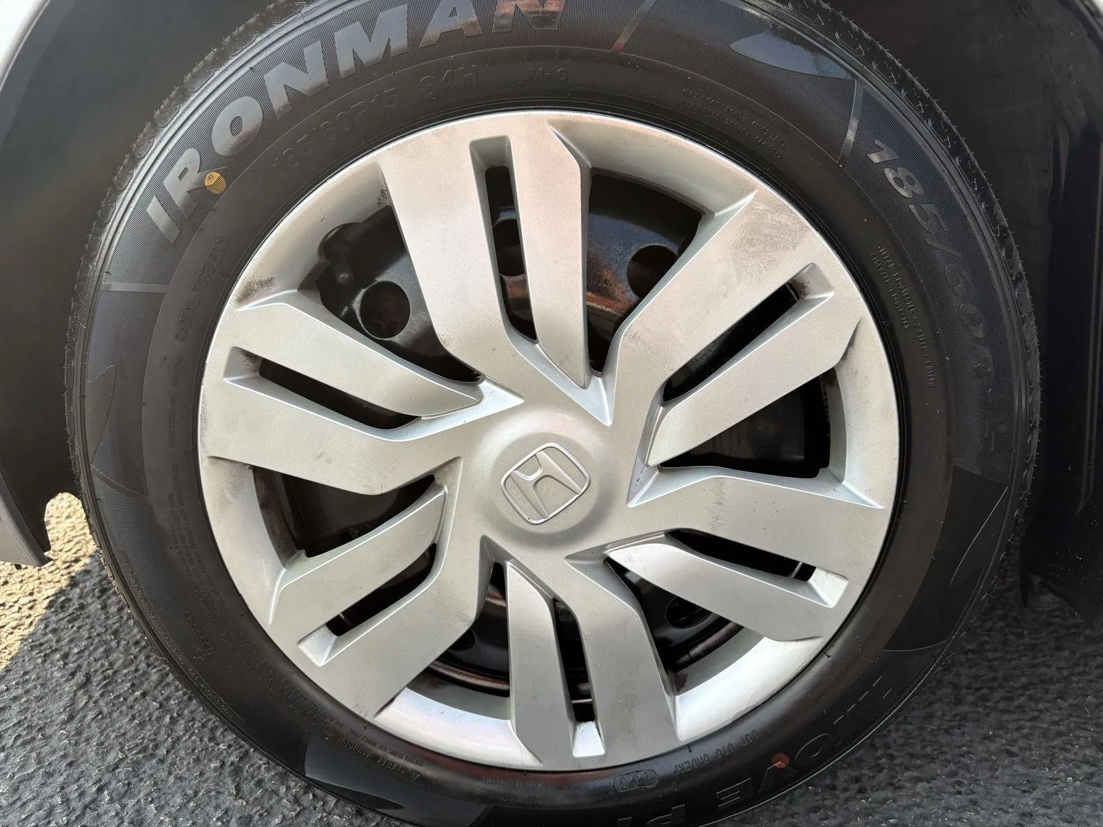 Honda Fit photo 24