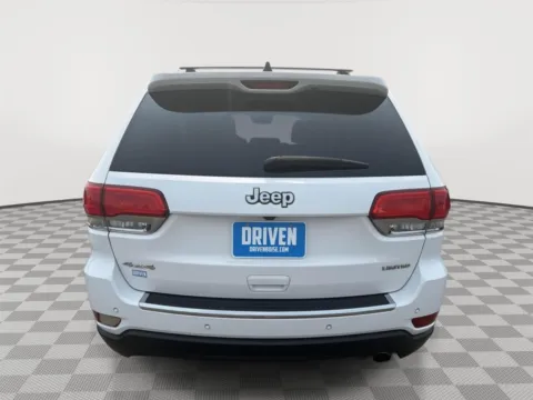More photos of 2018 Jeep Grand Cherokee Limited at Driven, ID