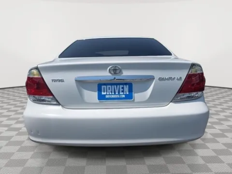 More photos of 2006 Toyota Camry SE at Driven, ID