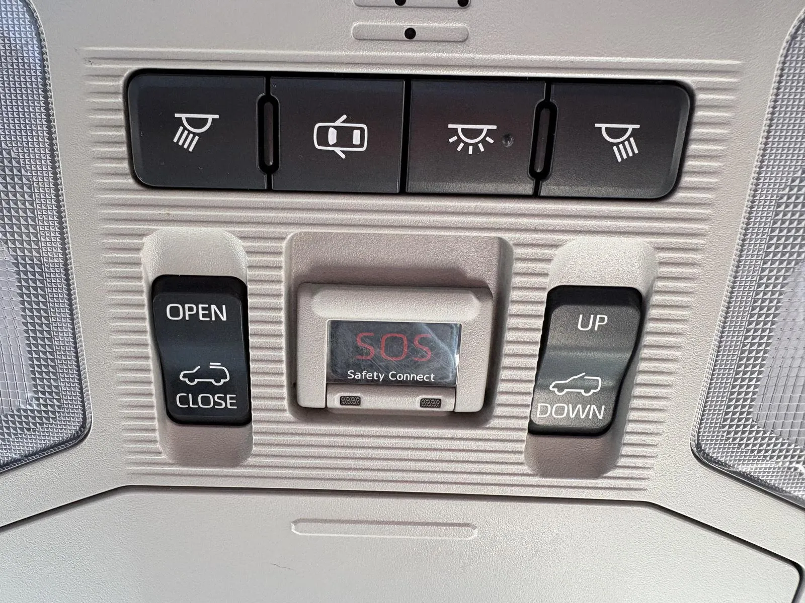 Toyota RAV4 photo 18