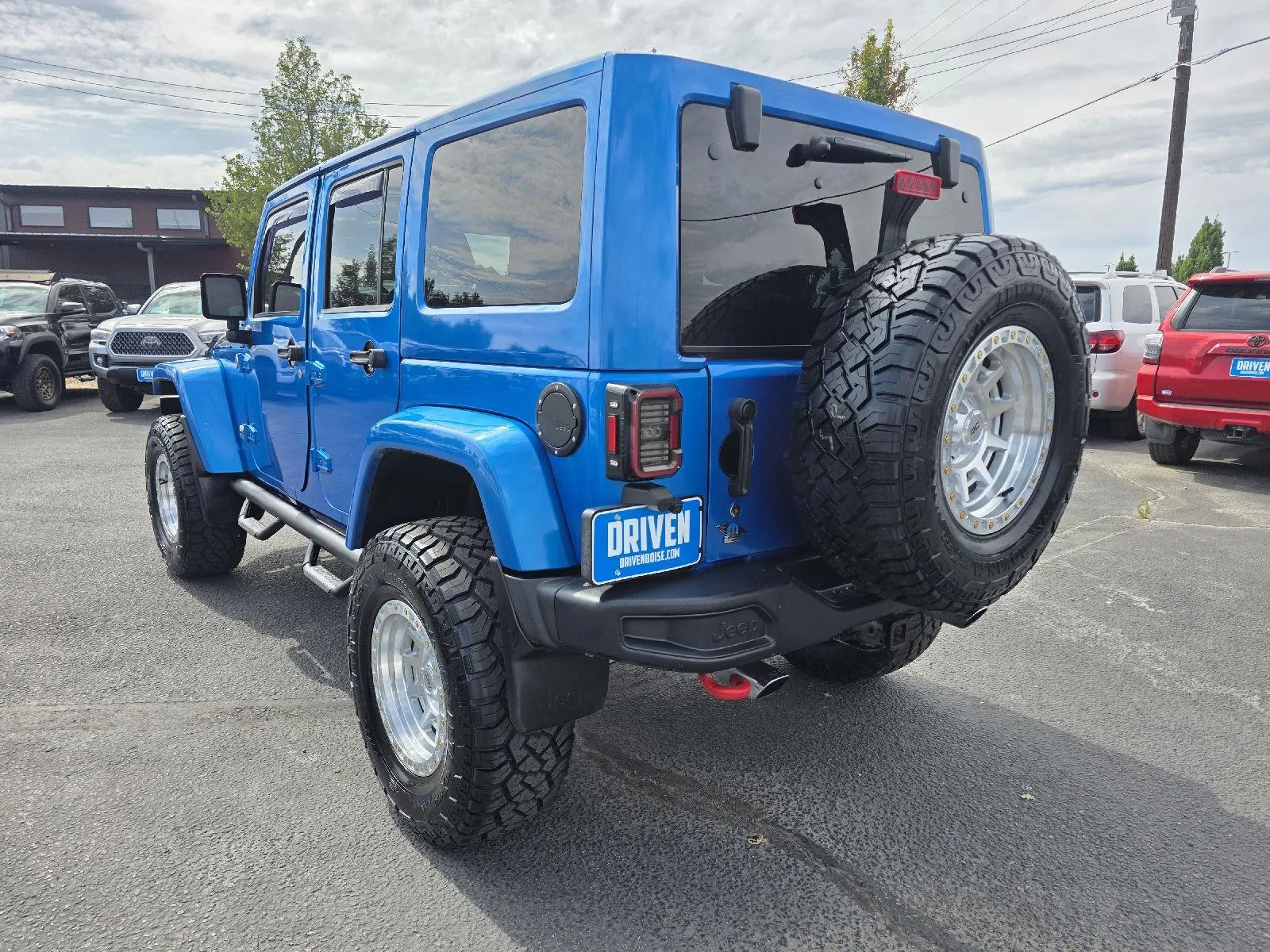 Jeep Wrangler photo 6