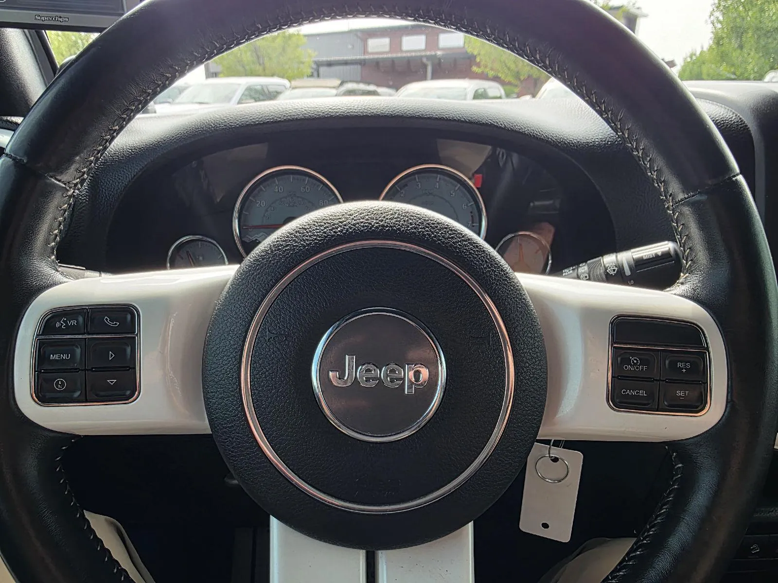 Jeep Wrangler photo 14