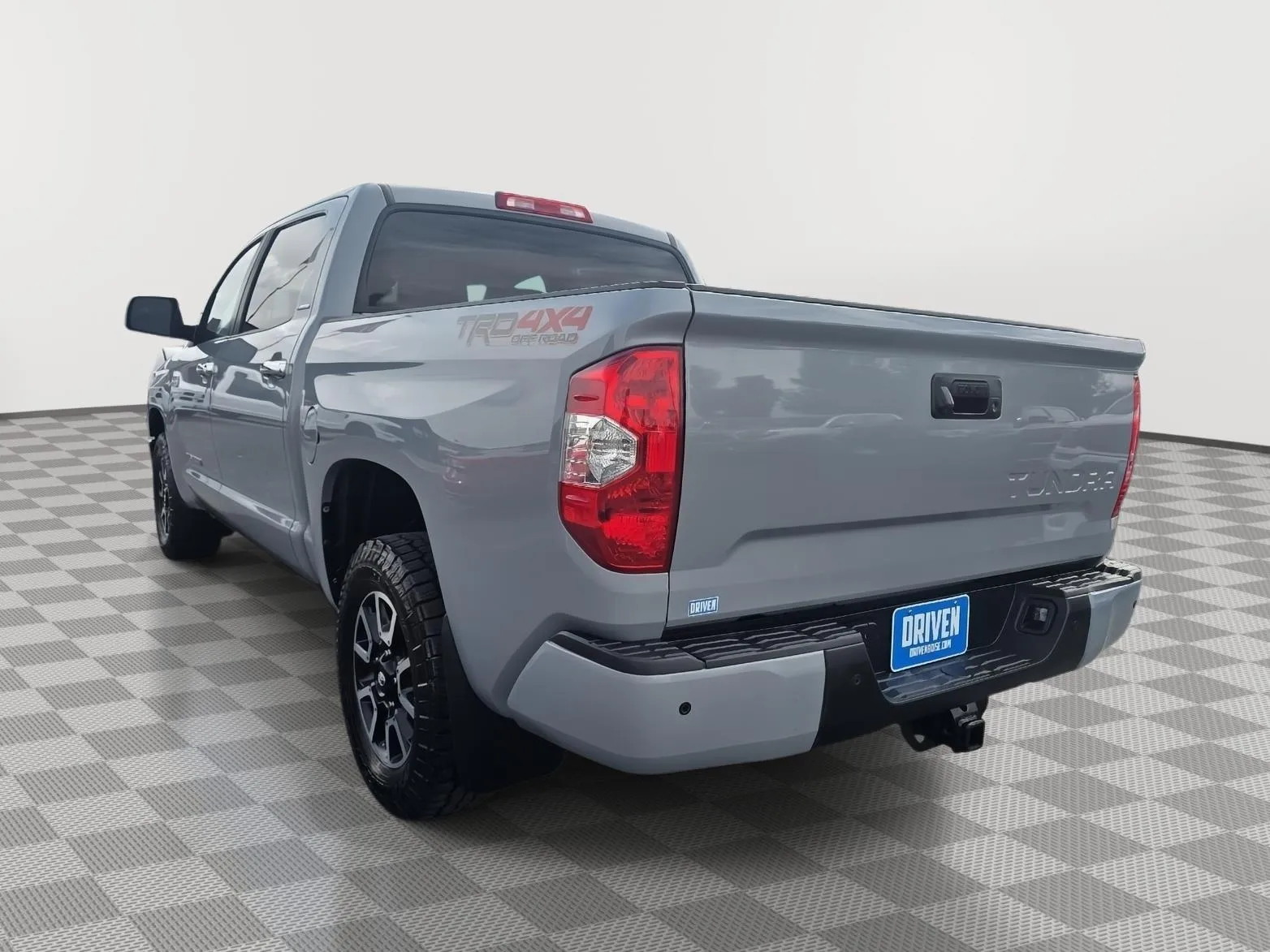 Toyota Tundra photo 6
