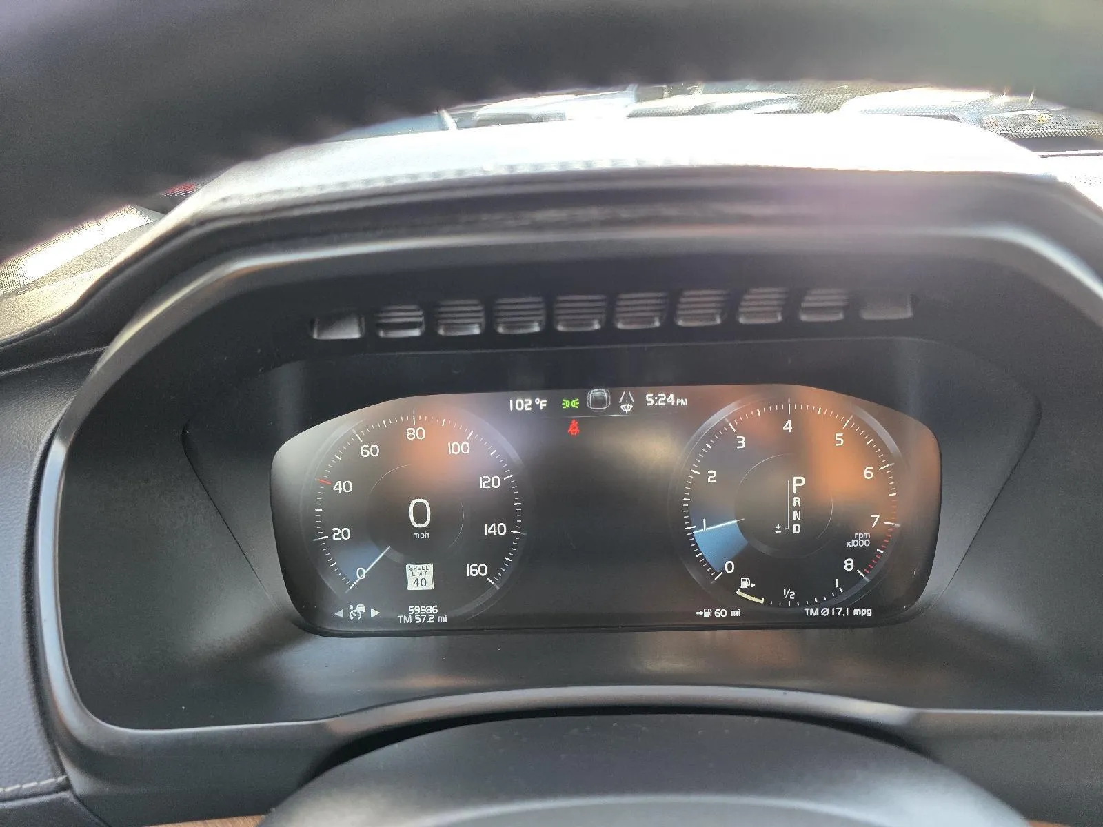 Volvo XC90 photo 14