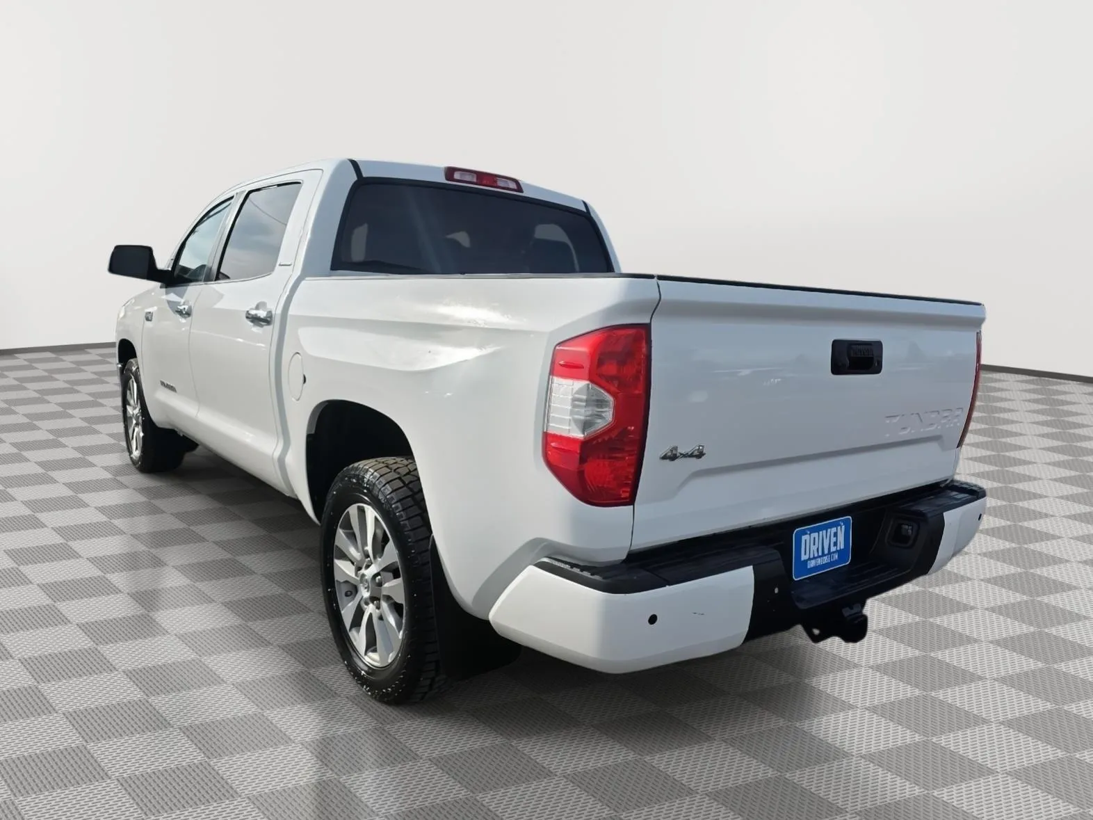 Toyota Tundra photo 6