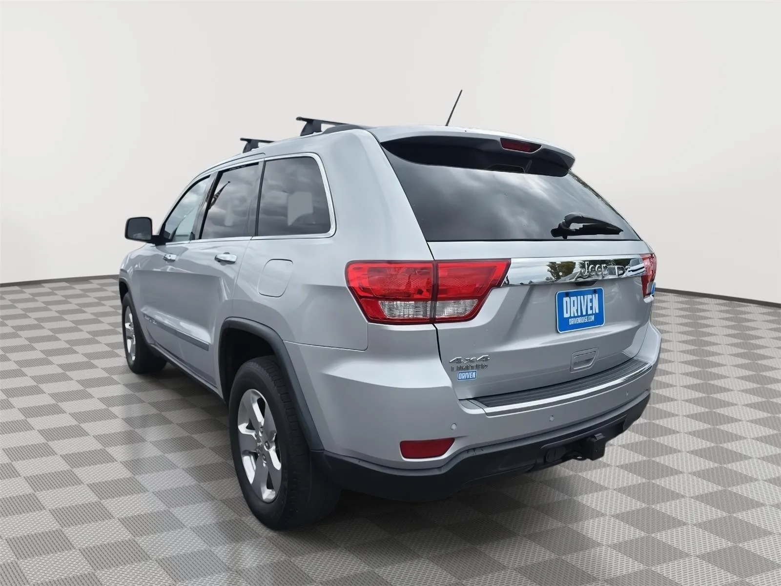 Jeep Grand Cherokee photo 6