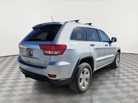 More photos of 2013 Jeep Grand Cherokee Limited at Driven, ID