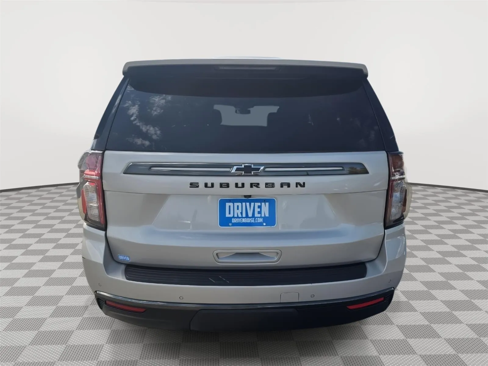 Chevrolet Suburban photo 5