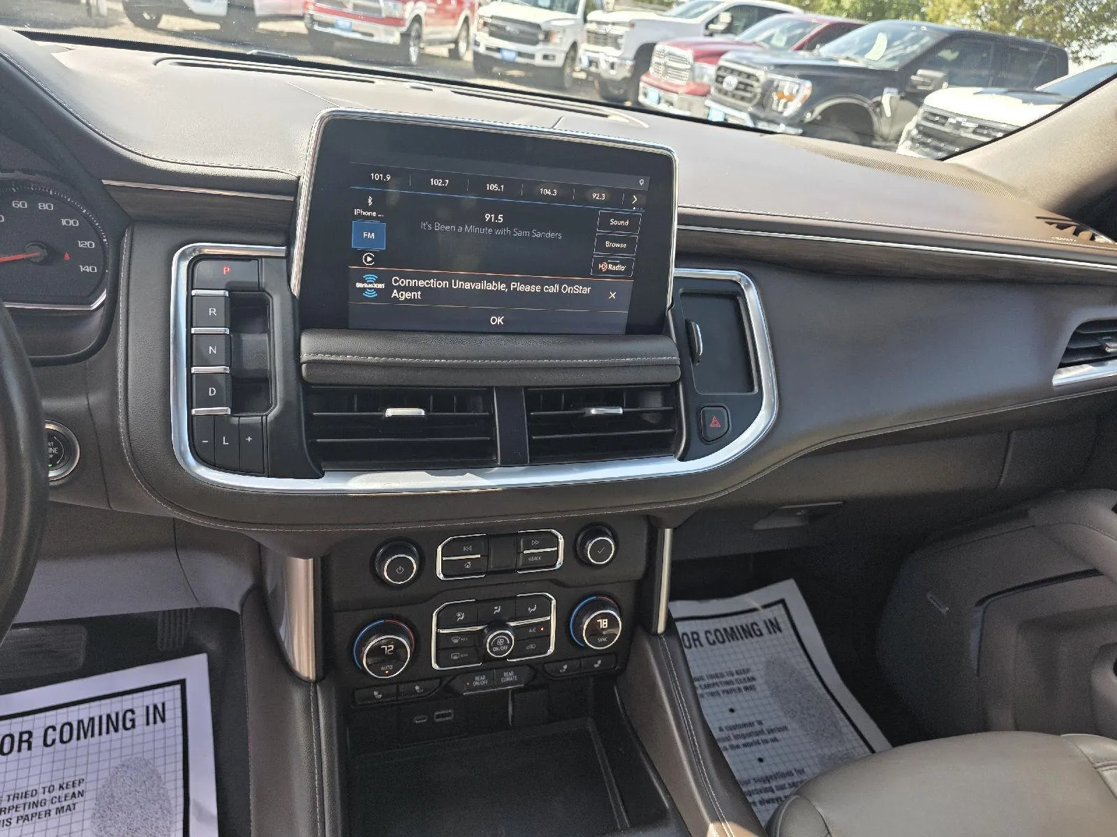 Chevrolet Suburban photo 10