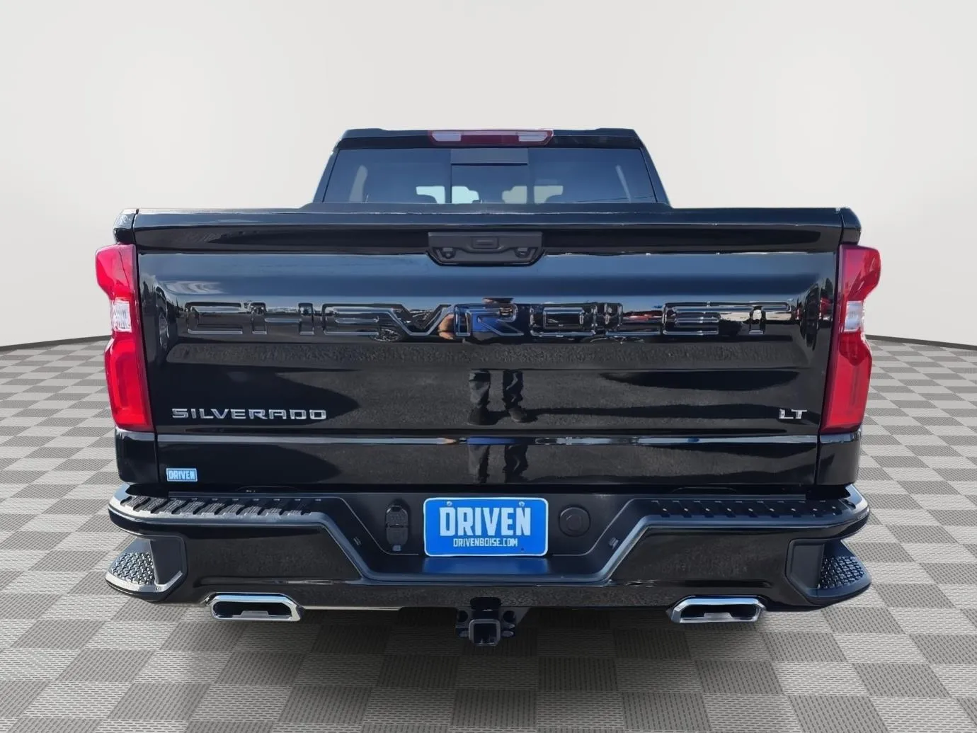 Chevrolet Silverado photo 5