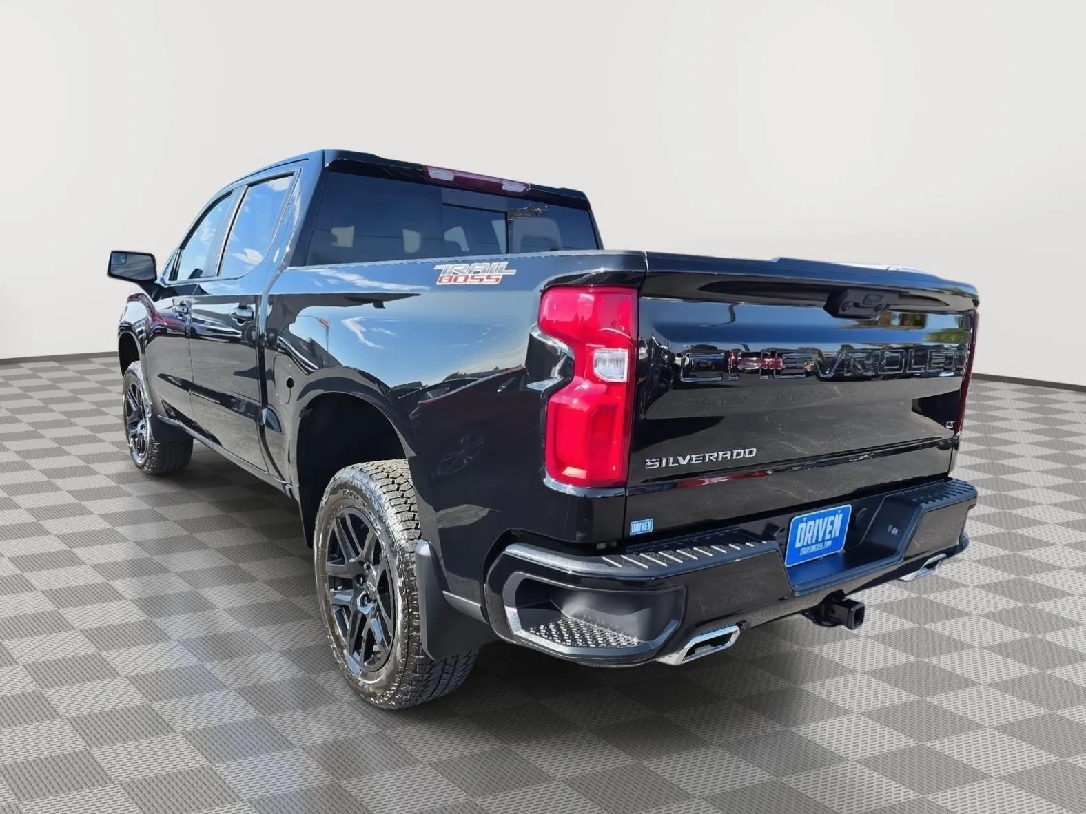 Chevrolet Silverado photo 6