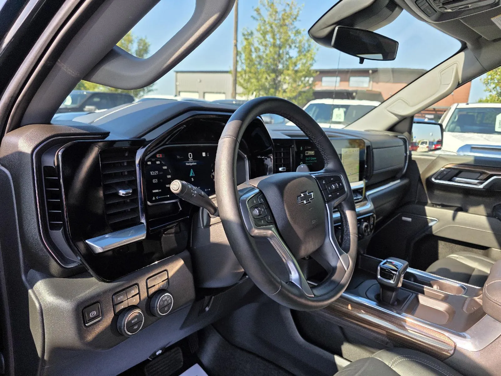 Chevrolet Silverado photo 9
