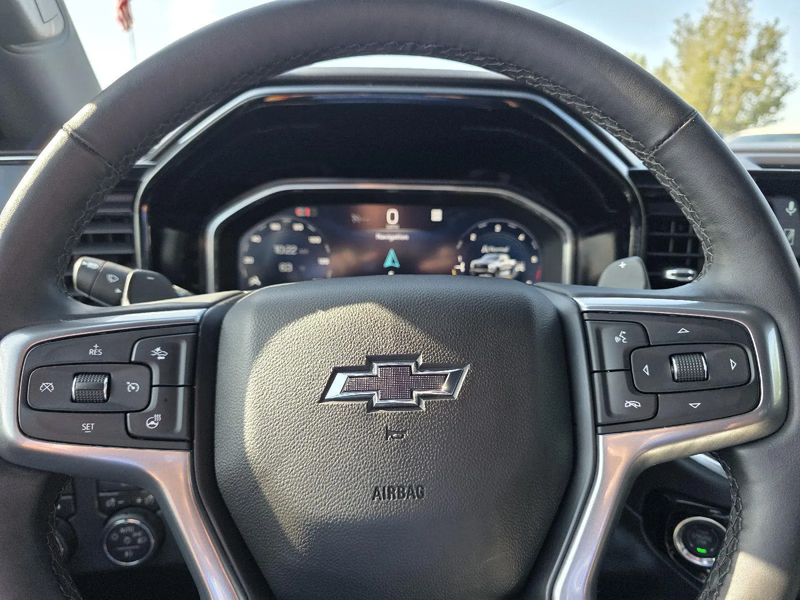 Chevrolet Silverado photo 15