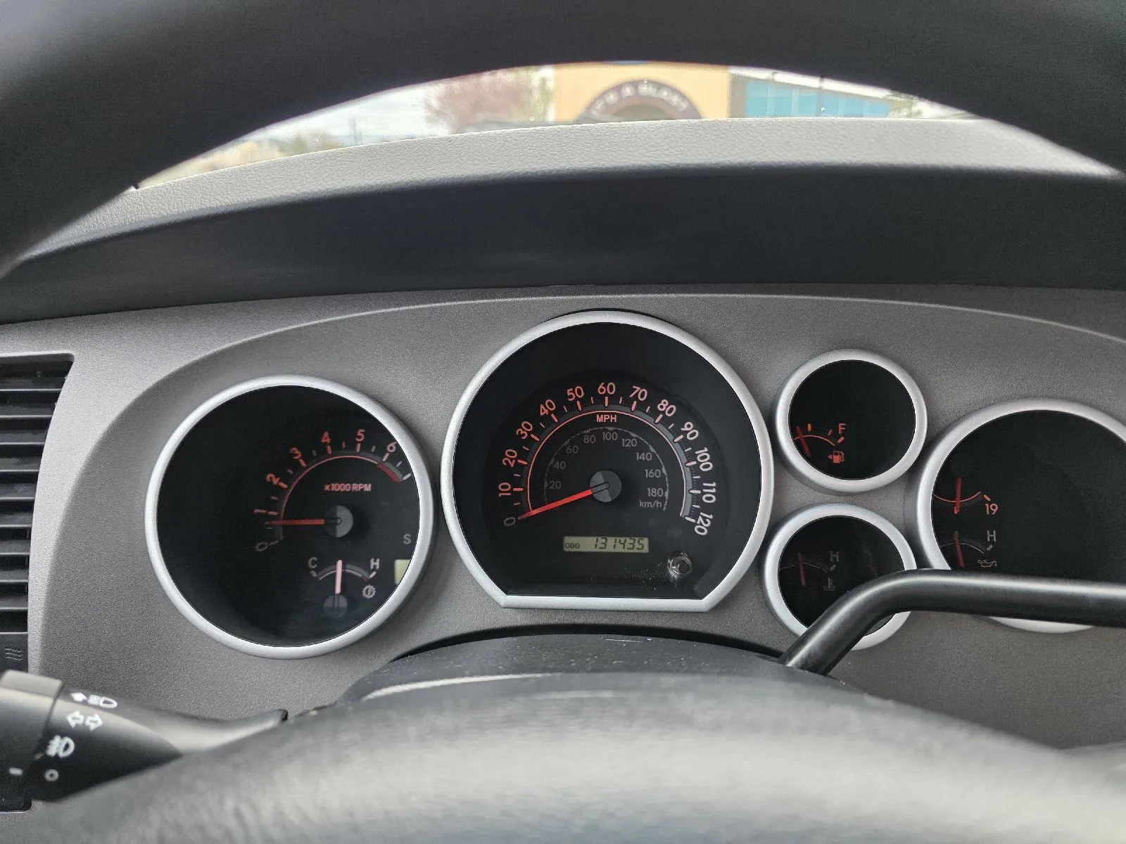 Toyota Tundra photo 13