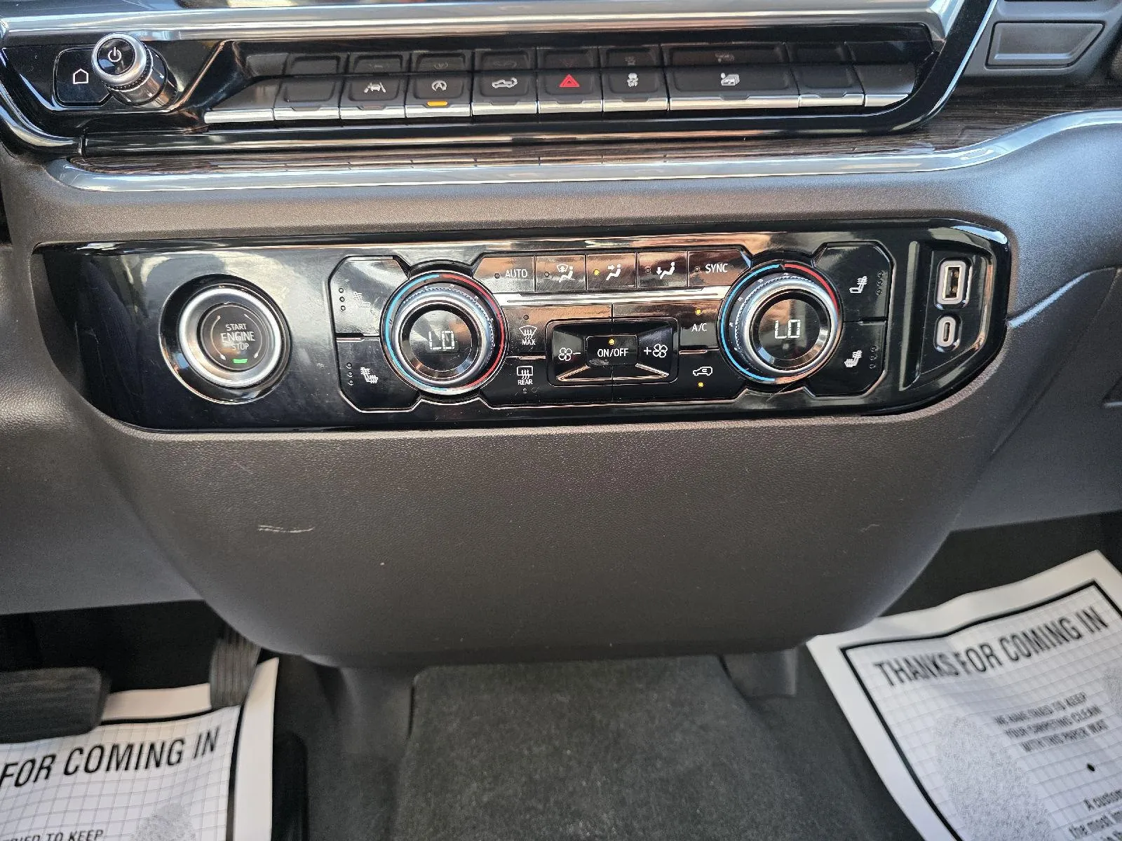 GMC Sierra photo 18
