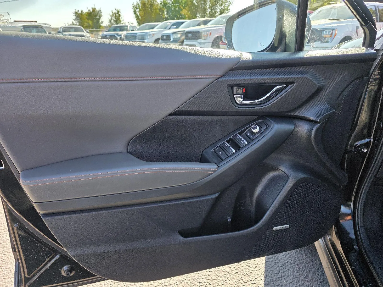 Subaru Crosstrek photo 9