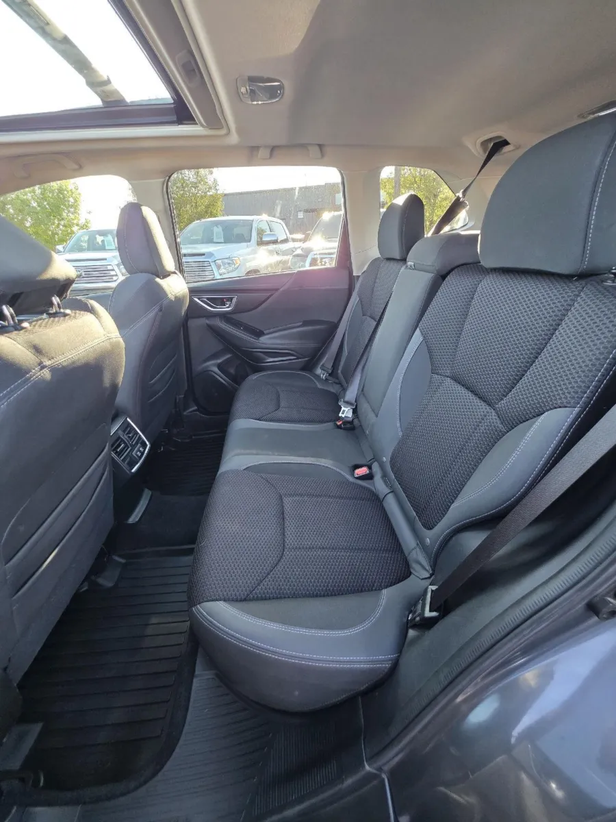 Subaru Forester photo 12
