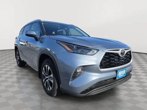 Another view of 2023 Toyota Highlander XLE for sale in Boise, ID at Driven